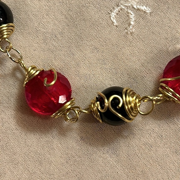 🖤Exquisite Black & Red bracelet - Picture 7 of 10